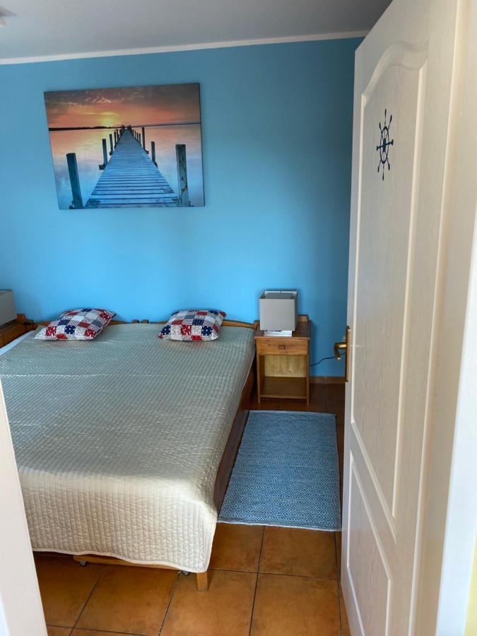 Apartman Delfin Senec Luaran gambar